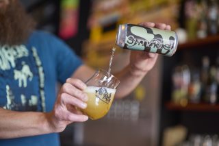 Malvan ja Ant Brew’n yhteistyöoluessa maistuu metsän symbioottiset suhteet 